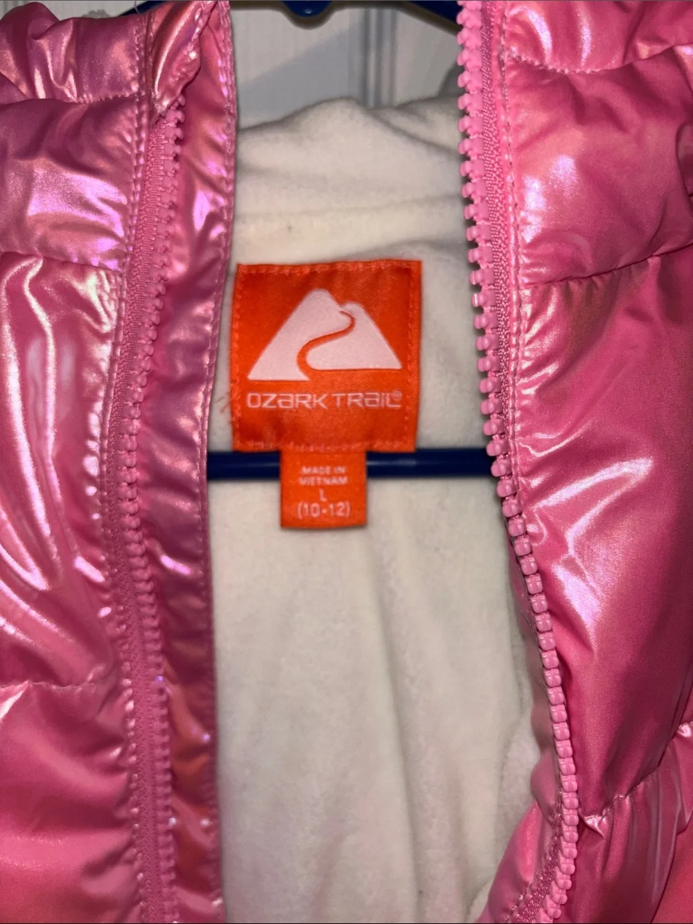 Ozark Trail Iridescent Pink Hooded Puffer Jacket